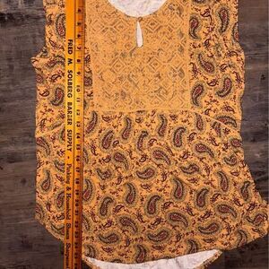 Yellow Paisley Sleeveless Shirt Lace Keyhole Casual Boho Women Tank Top Large?